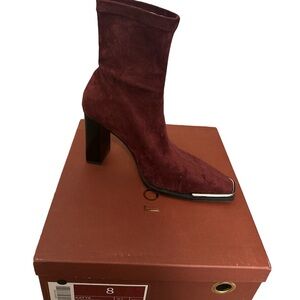 NIB- Torgeis Katya Boots